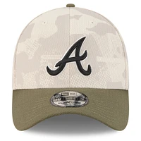 Men's New Era Light Beige/Olive Atlanta Braves 2025 Armed Forces Day 39THIRTY Flex Hat