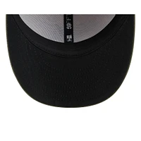 Casquette ajustée 59FIFTY Atlanta Braves 2025 Armed Forces Day pour homme, beige clair/olive, New Era