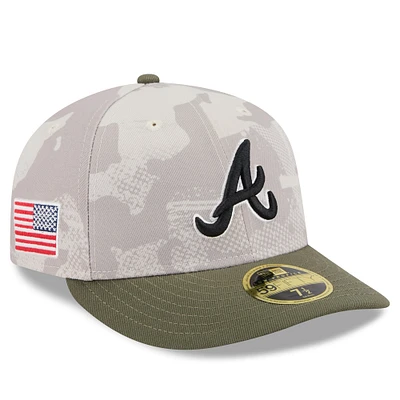 Casquette ajustée 59FIFTY Atlanta Braves 2025 Armed Forces Day pour homme, beige clair/olive, New Era
