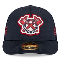 Casquette ajustée 59FIFTY à profil bas Atlanta Braves 2024 Clubhouse New Era pour hommes, bleu marine