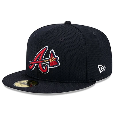 Men's New Era Navy Atlanta Braves 2025 MLB Clubhouse 59FIFTY Fitted Hat