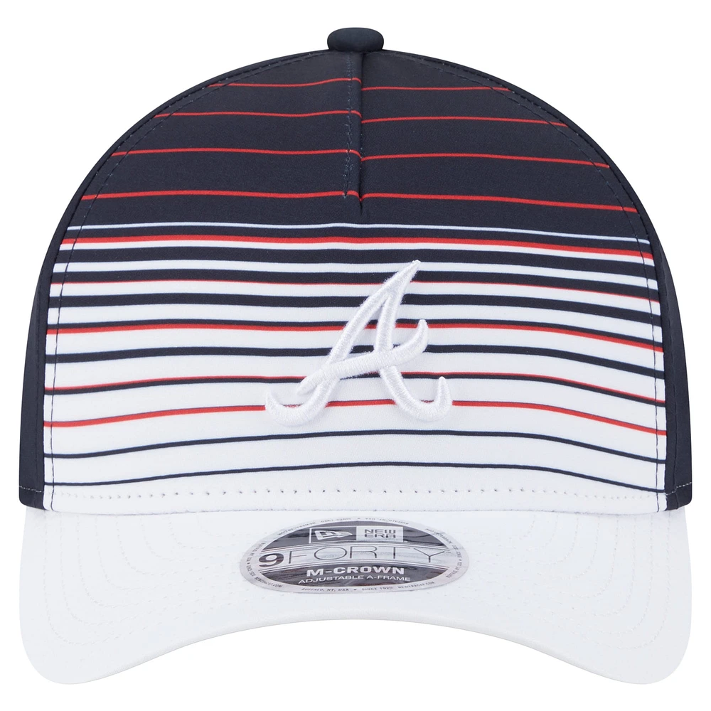 Men's New Era  Navy Atlanta Braves Gradient 9FORTY M-Crown Adjustable Hat