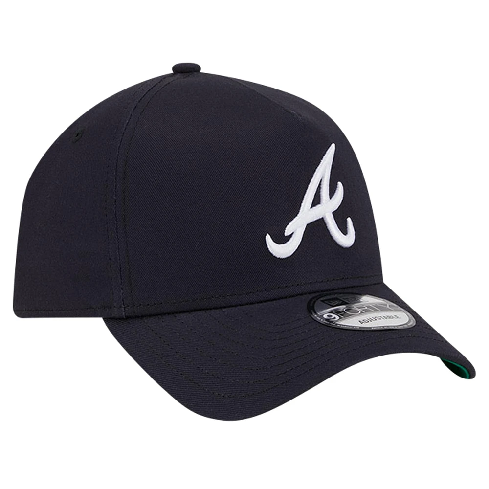 Casquette ajustable 9FORTY couleur équipe des Atlanta Braves New Era pour hommes, bleu marine