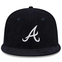 Casquette ajustée 59FIFTY en velours côtelé bleu marine Atlanta Braves New Era pour hommes