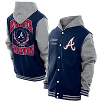 Veste à capuche en polaire bleu marine New Era pour homme, modèle Throwback Prep des Atlanta Braves