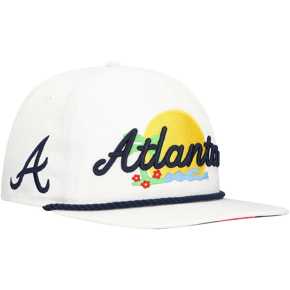 Casquette ajustable Atlanta Braves Paradise Golfer New Era pour hommes, blanche