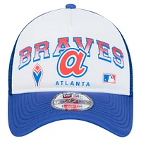 Casquette réglable de camionneur A-Frame 9FORTY avec logo rétro des Atlanta Braves New Era pour hommes, blanche