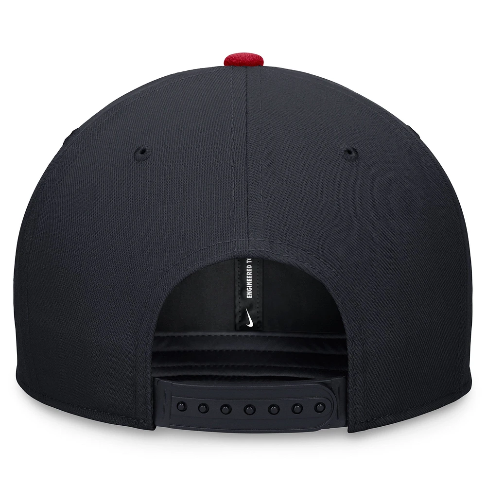Men's Nike Navy/Red Atlanta Braves Two-Tone Snapback Hat