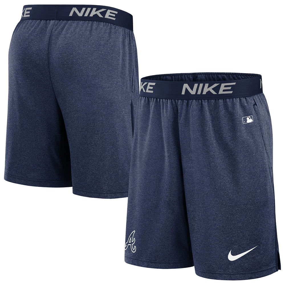 Short de performance d'entraînement la collection authentique des Braves d'Atlanta Nike bleu marine pour homme