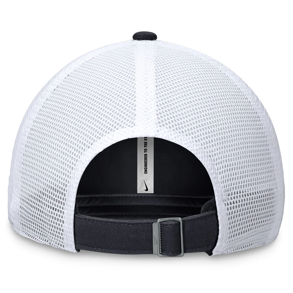 Men's Nike Navy Atlanta Braves Club Trucker Adjustable Hat