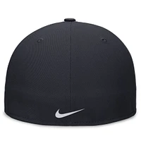 Casquette ajustée Nike True Performance bleu marine pour homme des Atlanta Braves