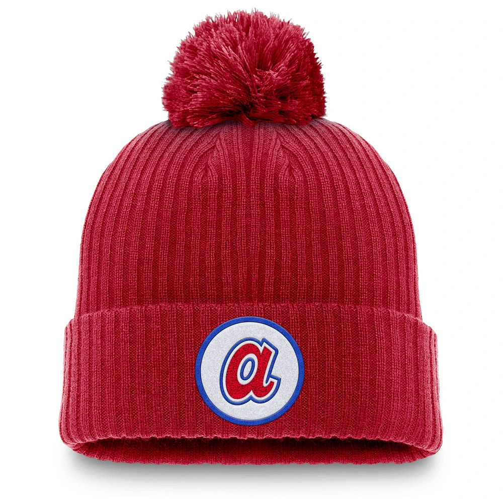 Bonnet en tricot à revers avec pompon Nike rouge Atlanta Braves Cooperstown Collection pour homme