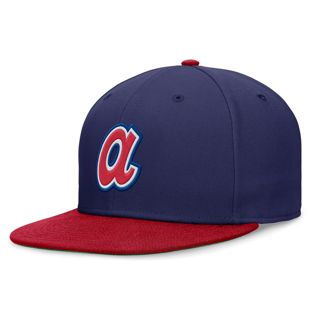 Casquette ajustée Nike Royal/Rouge Atlanta Braves Rewind Cooperstown True Performance pour homme