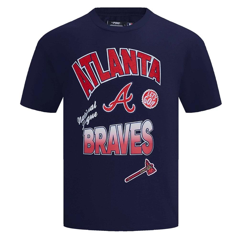 T-shirt à épaules tombantes Turn It Up Pro Standard bleu marine pour homme des Atlanta Braves