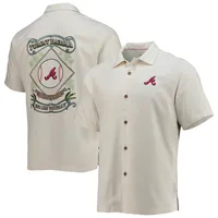 Chemise boutonnée Tommy Bahama Atlanta Braves Baseball Camp crème pour homme