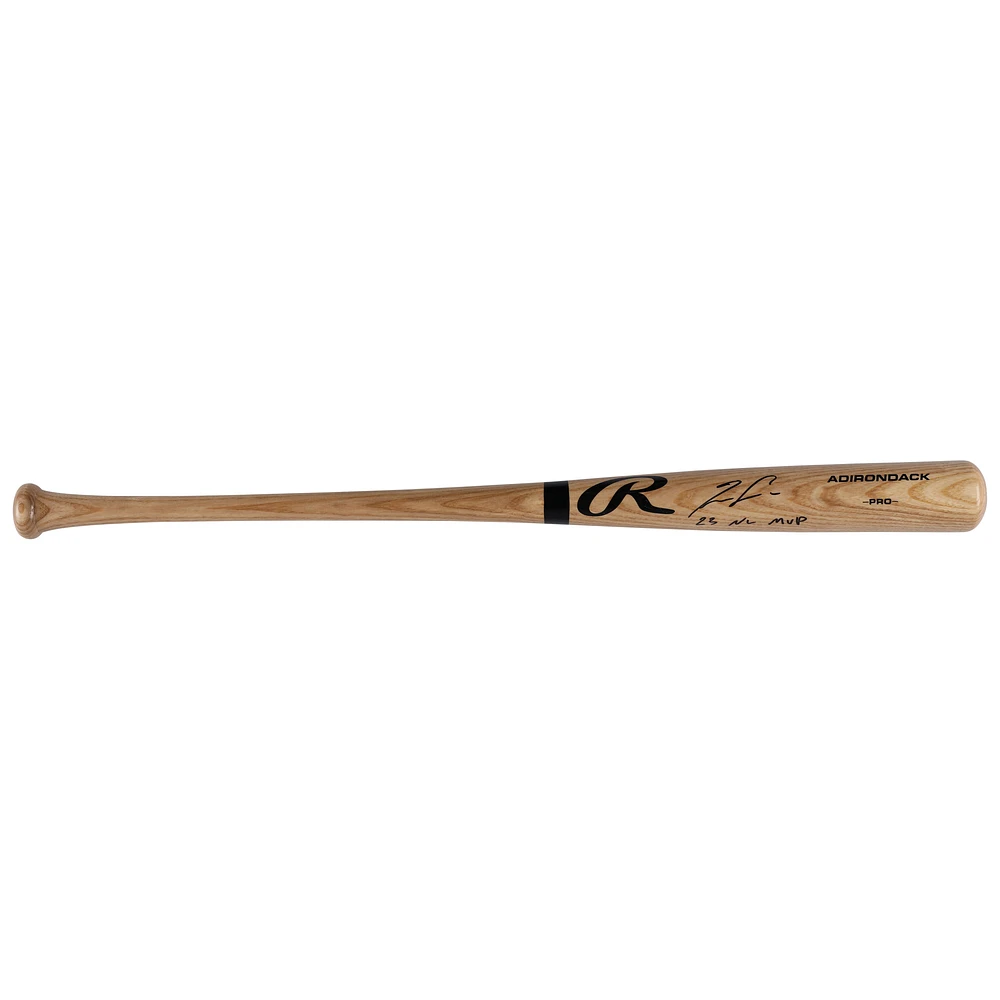 Ronald Acuña Jr., batteur professionnel blonde autographié par les Braves d'Atlanta, avec l'inscription « 23 NL MVP »