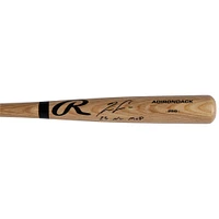 Ronald Acuña Jr., batteur professionnel blonde autographié par les Braves d'Atlanta, avec l'inscription « 23 NL MVP »