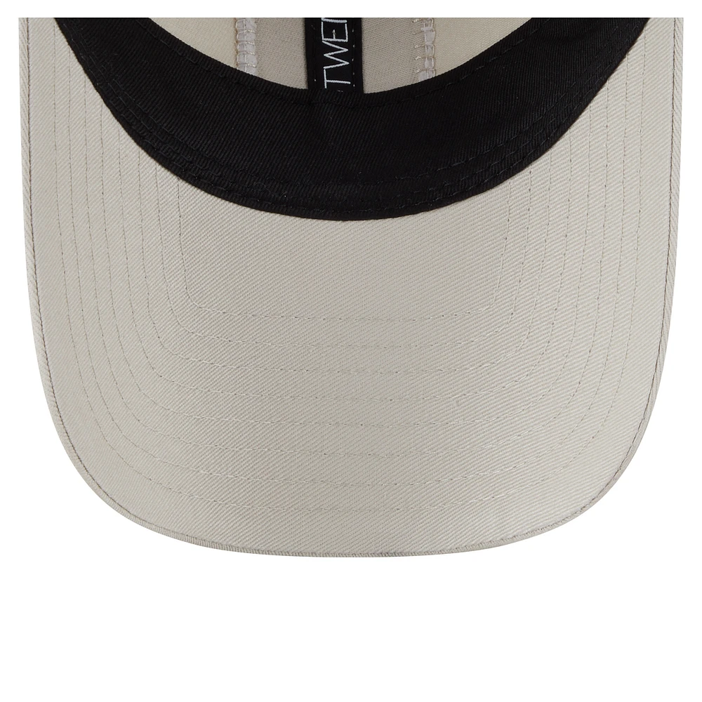 Casquette ajustable 9TWENTY à point carré beige clair des Braves d'Atlanta de New Era pour femme