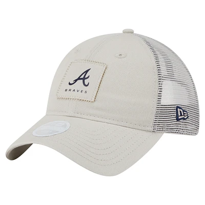 Casquette ajustable 9TWENTY à point carré beige clair des Braves d'Atlanta de New Era pour femme