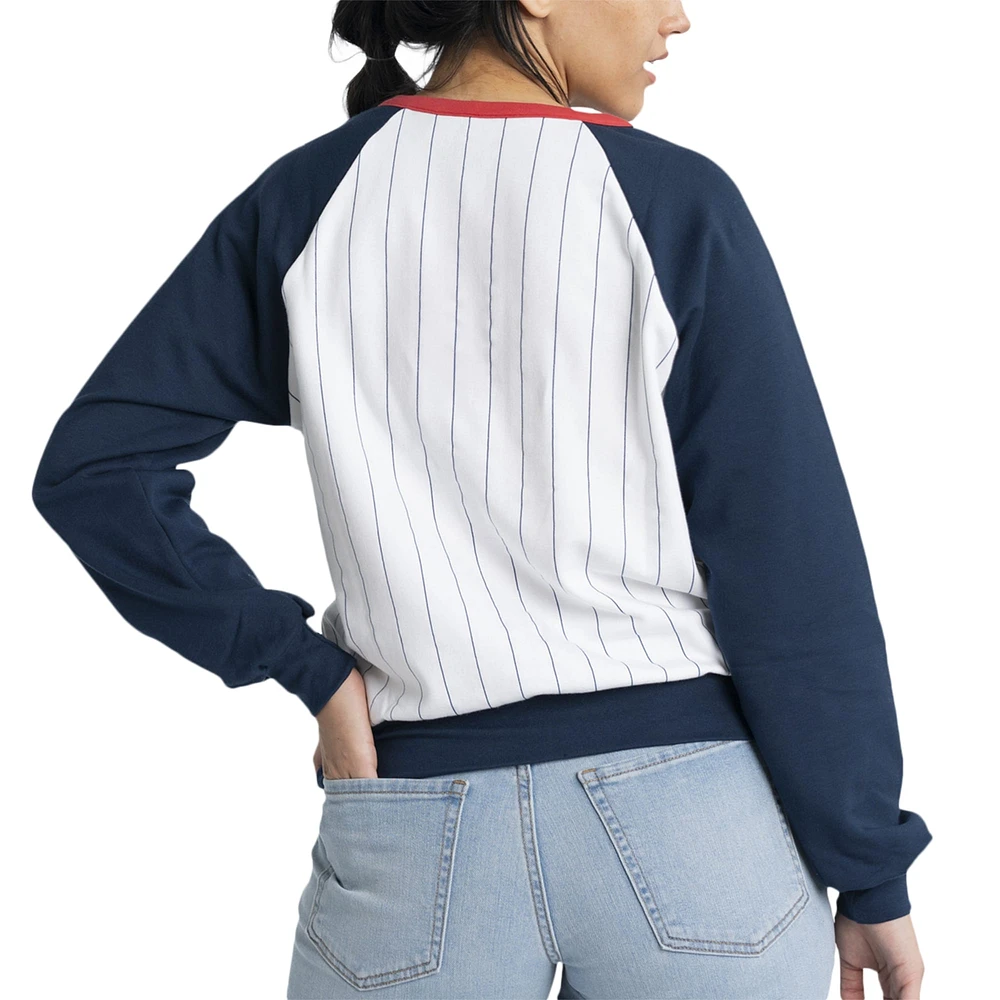 Haut pull en polaire à col V Lusso blanc/bleu marine Atlanta Braves Mack pour femmes