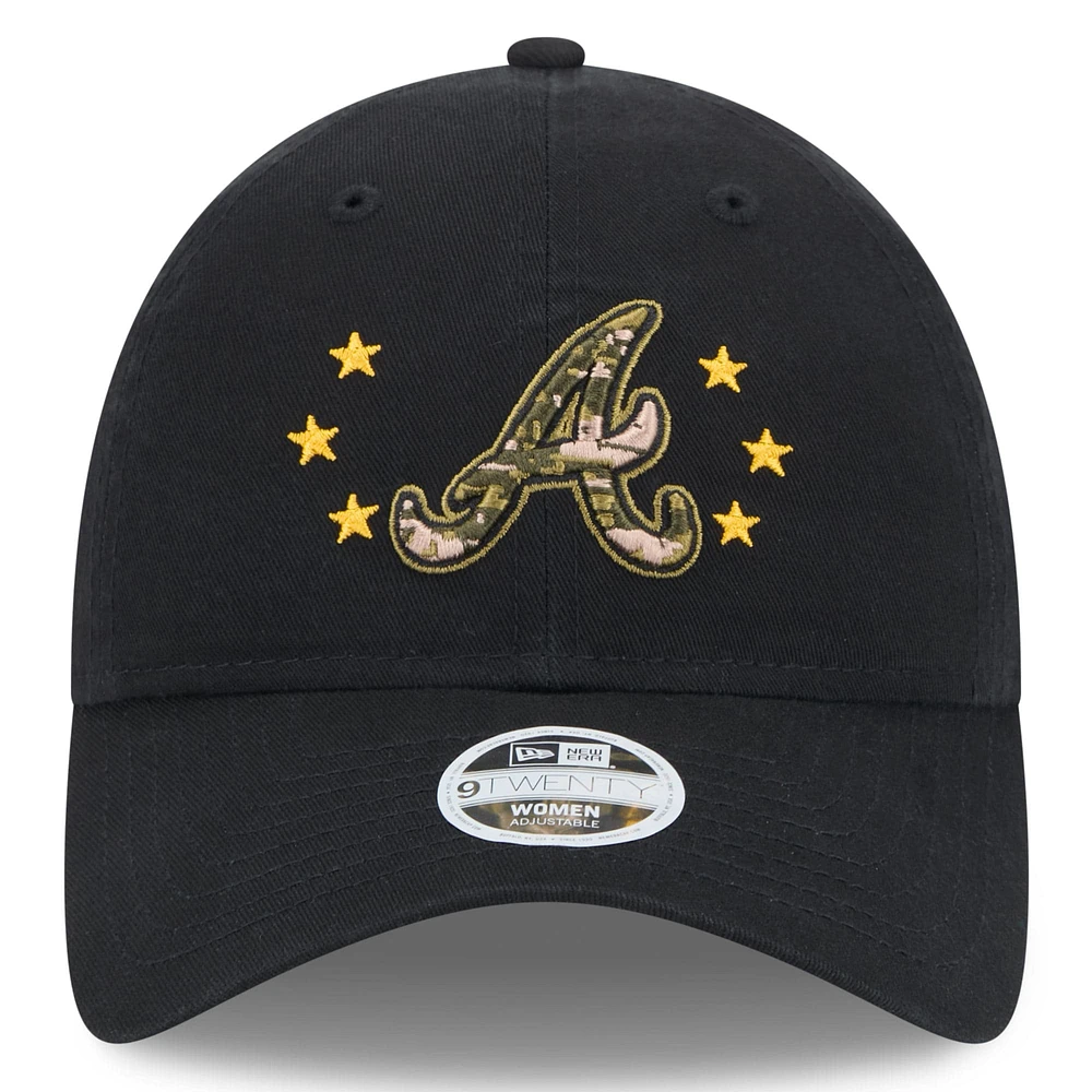 Casquette réglable noire Atlanta Braves 2024 pour la Journée des forces armées 9TWENTY New Era pour femme