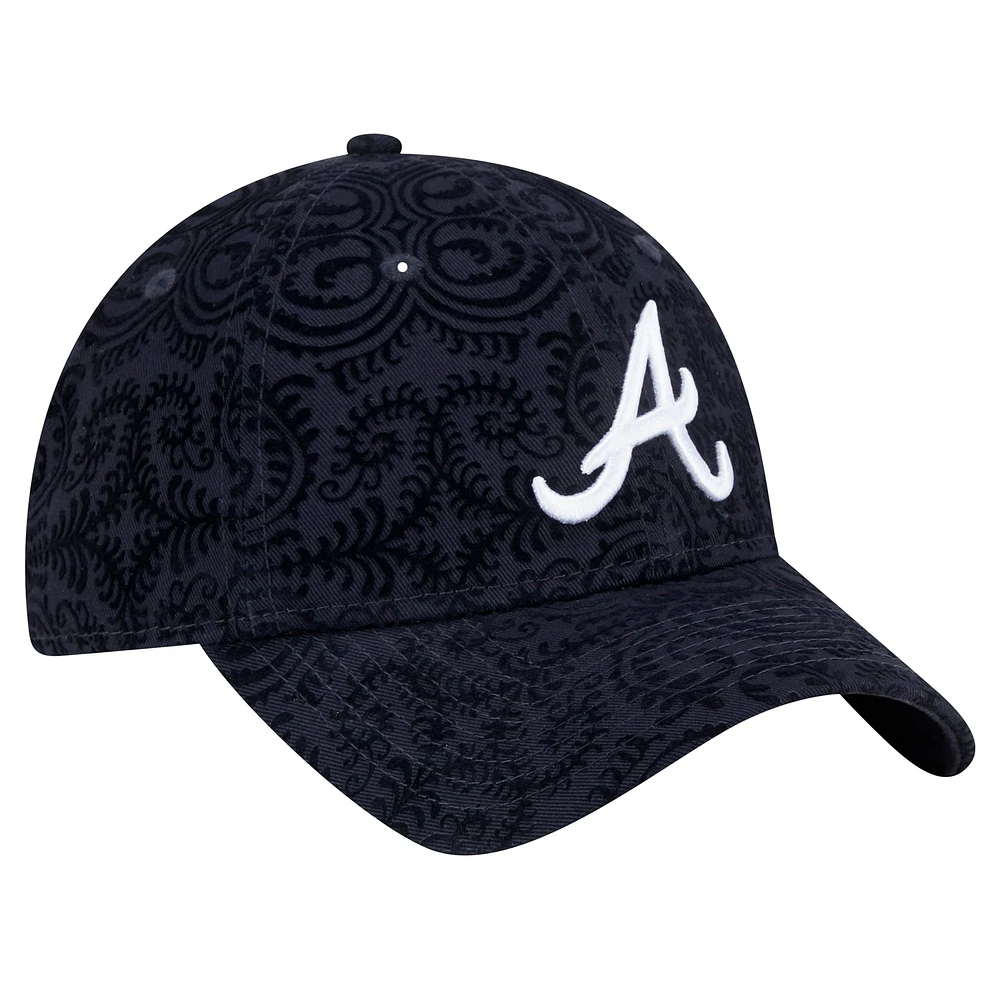 Casquette ajustable Flair 9TWENTY bleu marine des Atlanta Braves de New Era pour femme