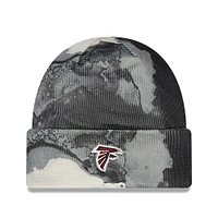 Men's New Era Black Atlanta Falcons 2022 Sideline - Ink Dye Cuffed Knit Hat