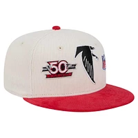 Casquette ajustée 59FIFTY en velours côtelé rétro des Falcons d'Atlanta de New Era pour homme, couleur crème/rouge