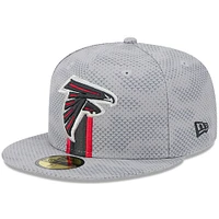 Casquette ajustée 59FIFTY Atlanta Falcons 2024 Sideline New Era pour homme, grise