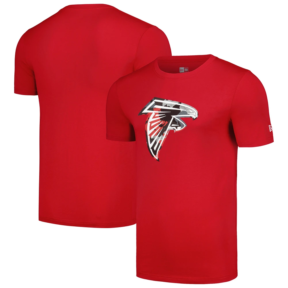 T-shirt rouge avec logo camouflage des Falcons d'Atlanta New Era pour hommes