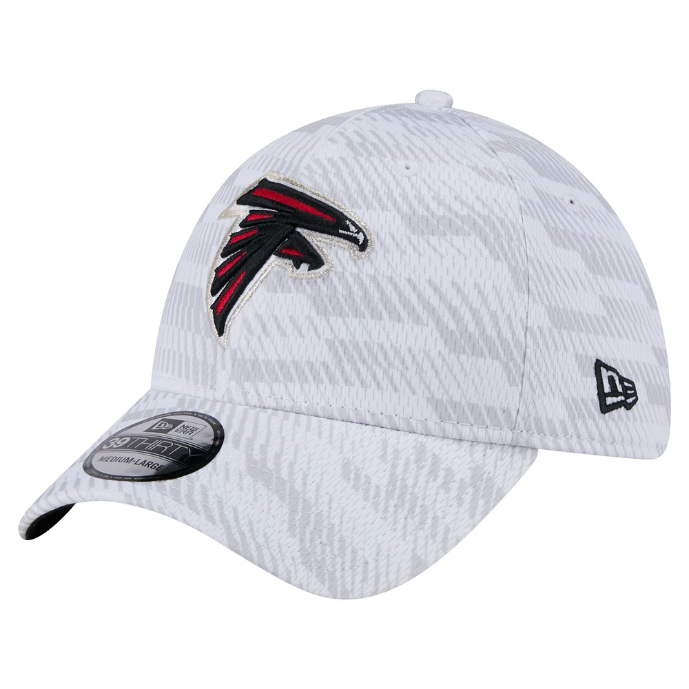 Men's New Era  White Atlanta Falcons Gameday Graded 39THIRTY Flex Hat