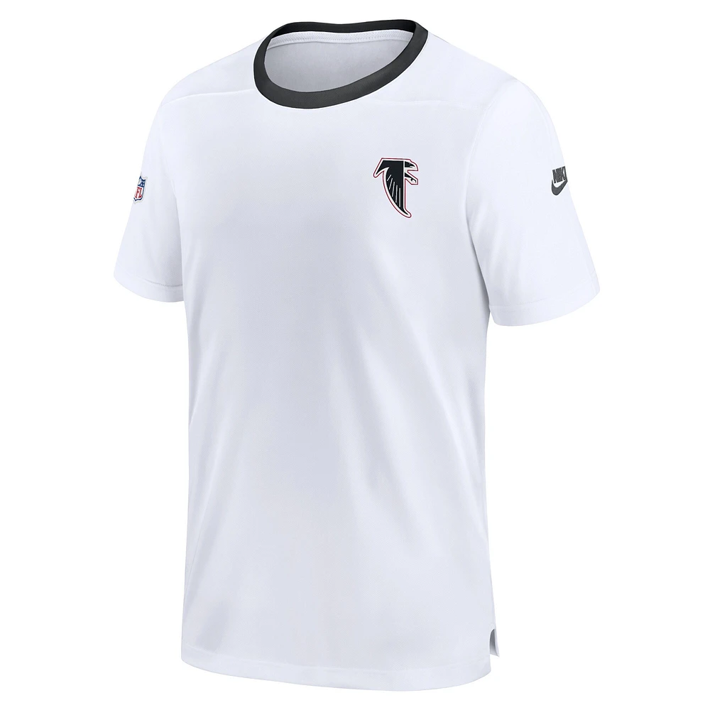 T-shirt de performance alternative des entraîneurs la ligne touche Falcons d'Atlanta Nike pour homme, blanc