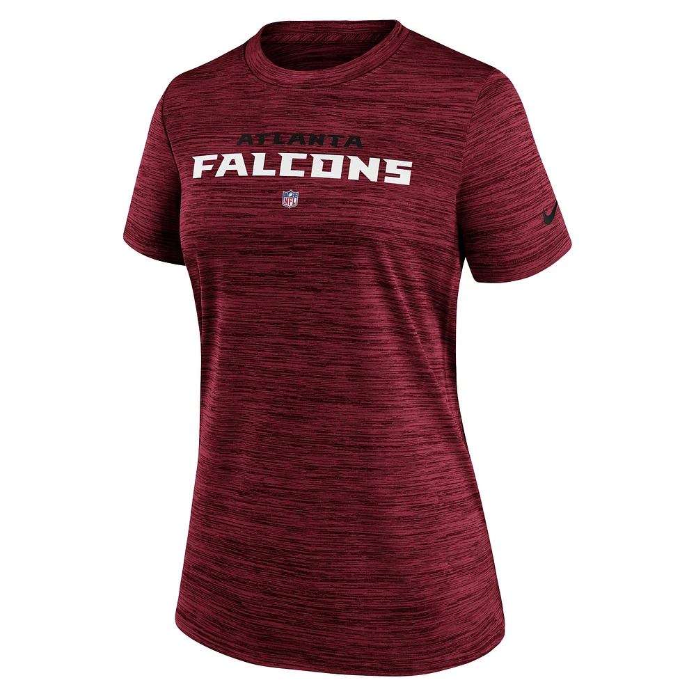 T-shirt Nike Atlanta Falcons Sideline Velocity Performance rouge pour femme