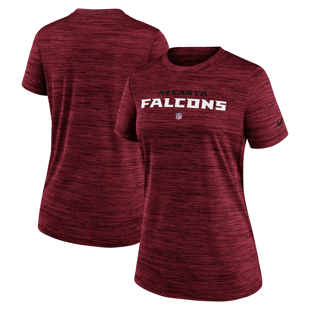 T-shirt Nike Atlanta Falcons Sideline Velocity Performance rouge pour femme