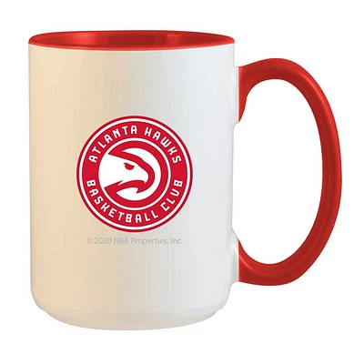 Hawks d'Atlanta 15 oz. Tasse de couleur intérieure