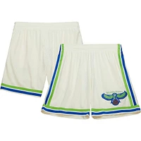 Men's Mitchell & Ness Cream Atlanta Hawks Chainstitched Swingman Shorts