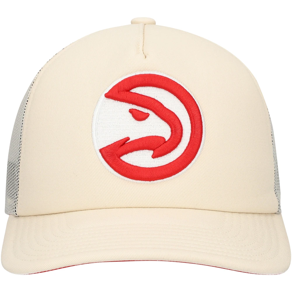 Casquette réglable crème Atlanta Hawks Trucker Mitchell & Ness pour hommes