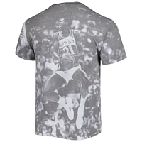 T-shirt pour homme Mitchell & Ness Dominique Wilkins gris chiné Atlanta Hawks Above The Rim