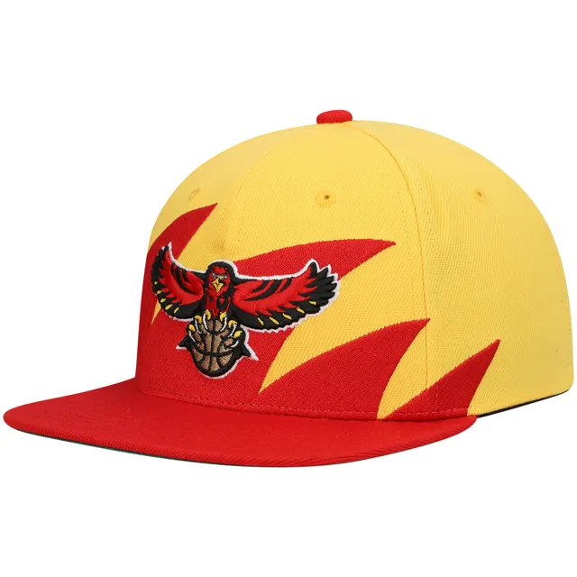 Mitchell & Ness Atlanta Hawks Yellow/Red Hardwood Classics 25th Anniversary  Team Side Fitted Hat