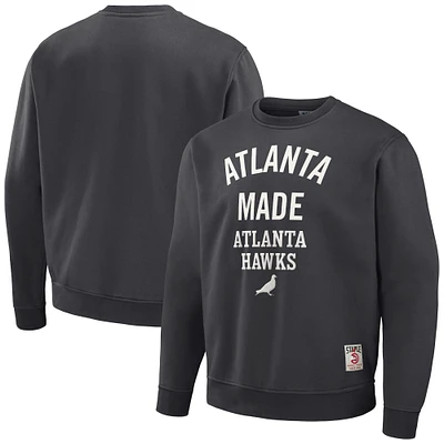 Sweat-shirt en peluche NBA x Staple anthracite Atlanta Hawks Pigeon pour hommes