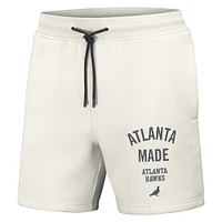 Short en polaire épais pour hommes NFL x Staple crème Atlanta Hawks Pigeon