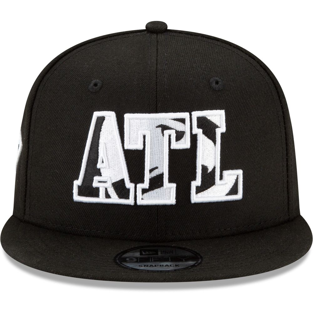 New Era Atlanta Hawks Black on Black 9FIFTY Snapback Hat