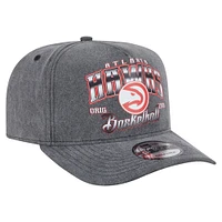 Men's New Era  Charcoal Atlanta Hawks Throwback Washed Pre-Curved 9FIFTY Snapback Hat