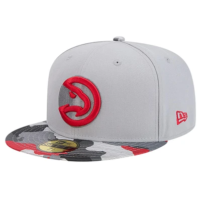 Casquette ajustée 59FIFTY Active Color Camo Visor des Atlanta Hawks New Era pour hommes, gris