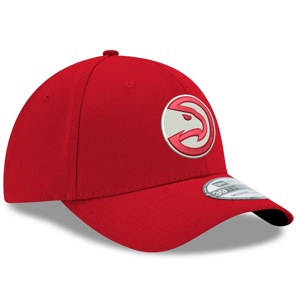 Casquette 39THIRTY Flex New Era Atlanta Hawks Team Classic rouge pour homme