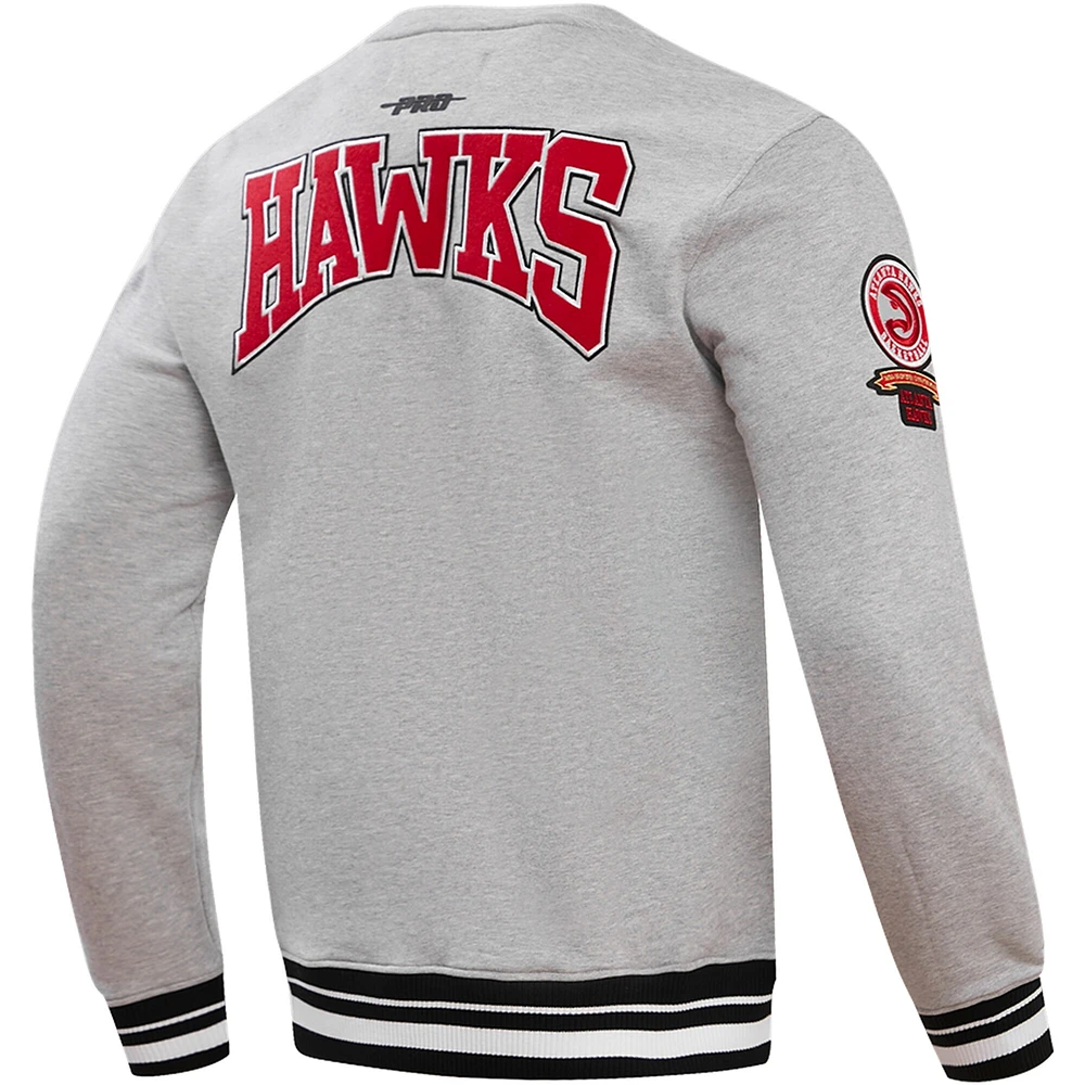 Sweat-shirt Pro Standard pour hommes, gris chiné, emblème des Hawks d'Atlanta, avec écusson