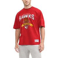 T-shirt Tommy Jeans Atlanta Hawks Tim Backboard rouge pour homme