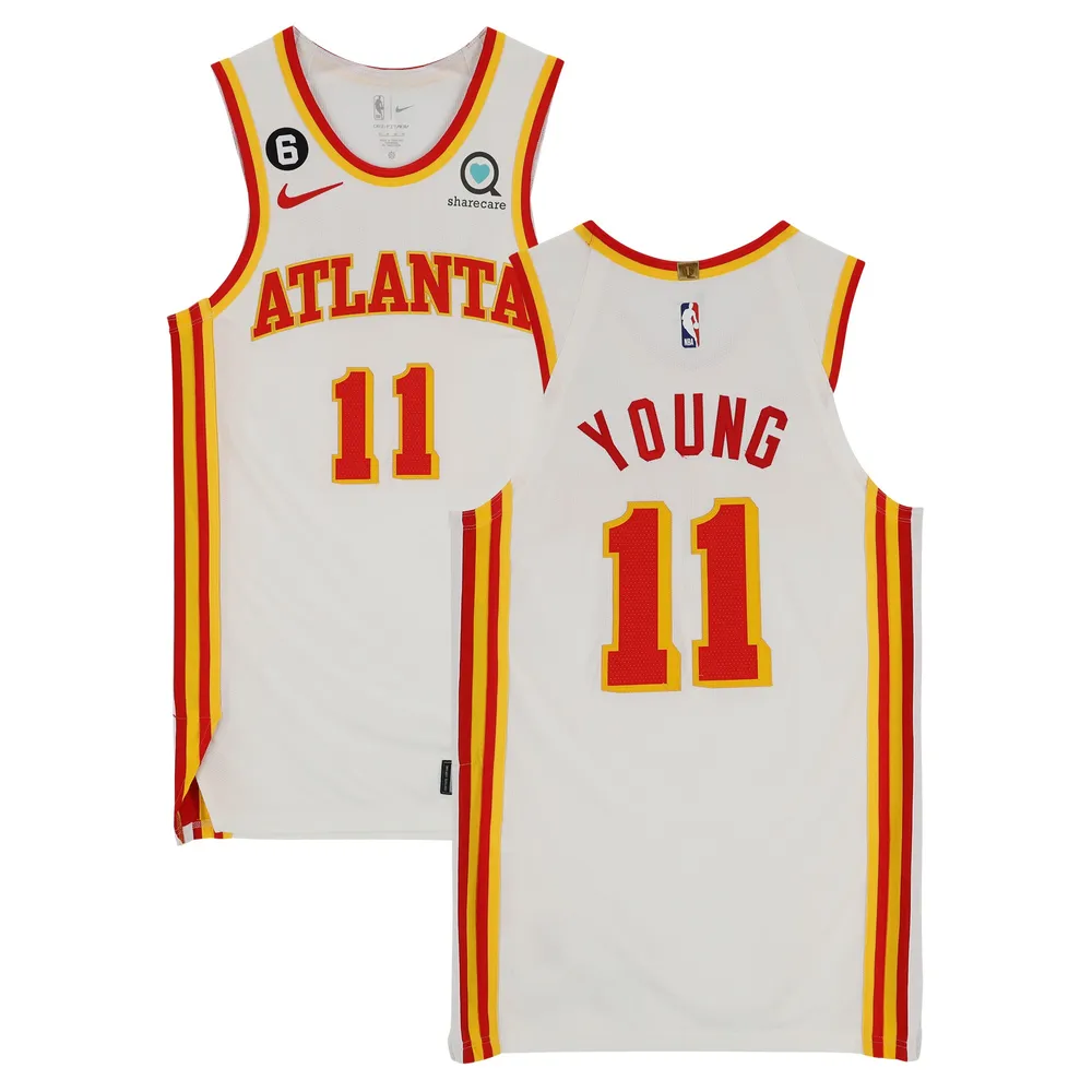 entiteit Slank kalmeren Lids Trae Young Atlanta Hawks Fanatics Authentic Game-Used #11 White Jersey  vs. Detroit Pistons on October 26, 2022 - 35 Pts, 6 Ast - Size 44+4 | The  Shops at Willow Bend