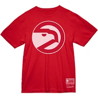 T-shirt unisexe avec logo Mitchell & Ness Atlanta Hawks Hardwood Classics MVP Throwback rouge