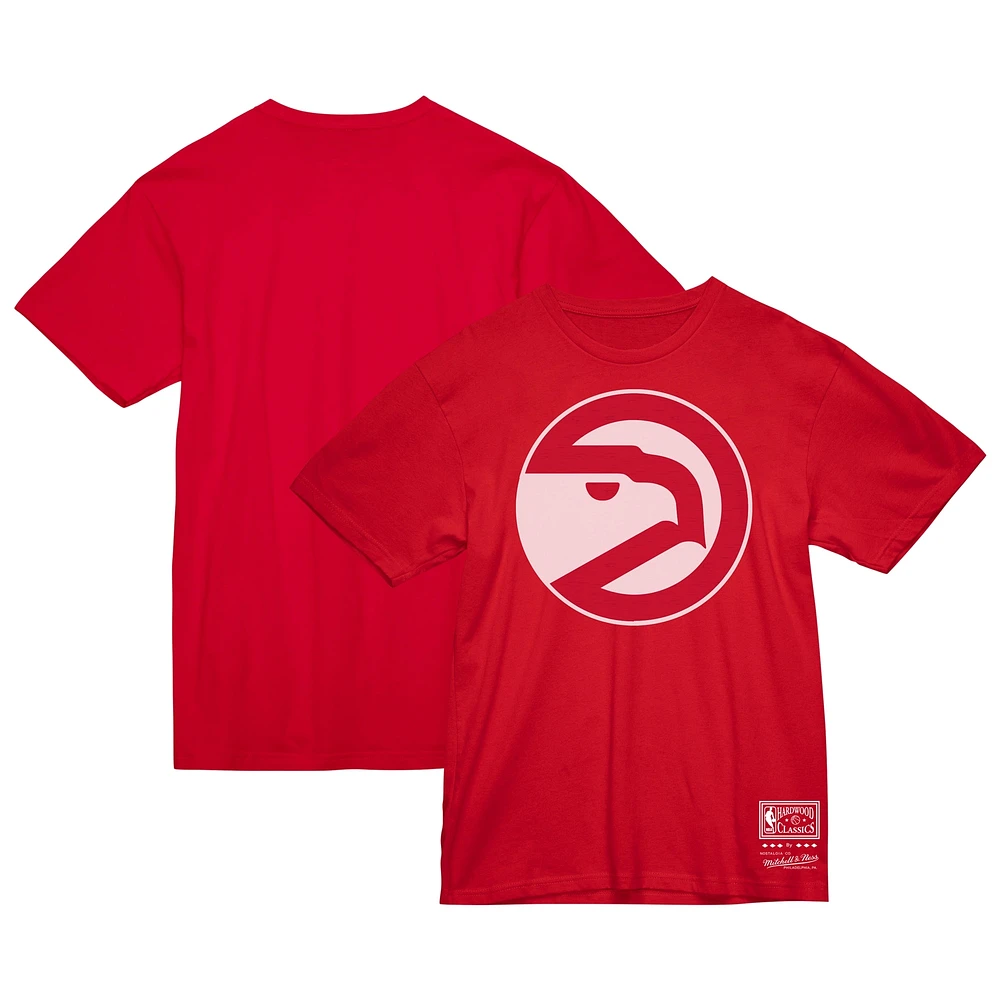 T-shirt unisexe avec logo Mitchell & Ness Atlanta Hawks Hardwood Classics MVP Throwback rouge